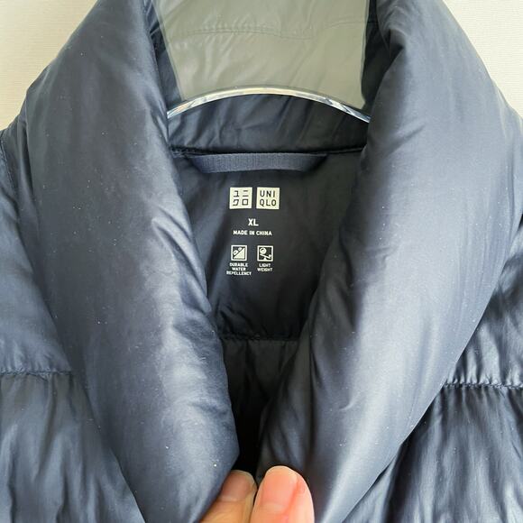 UNIQLO Women Ultra Light Down Vest Gray XL Packable Travel Layer Outdoor Hiking - Picture 3 of 6